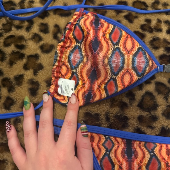 Strawberry Milk Mob Caprese bikini set - Picture 7 of 7